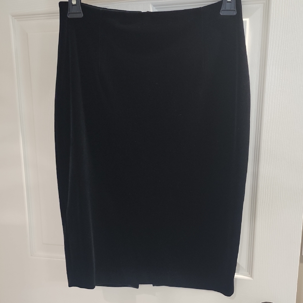 White House Black Market Elegant Black Pencil Skirt